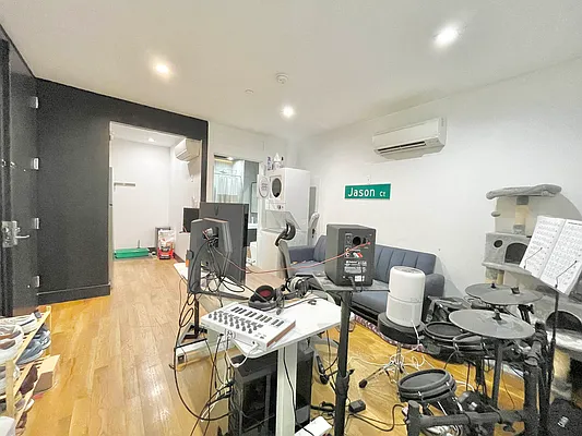 Rented by Doorway NYC, LLC | media 19