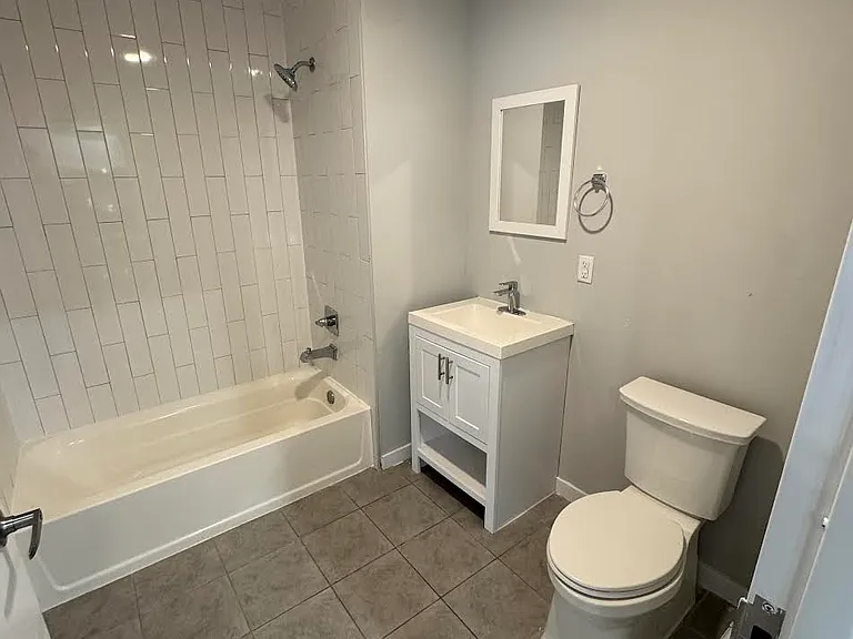 107 Beech St — Photo 4