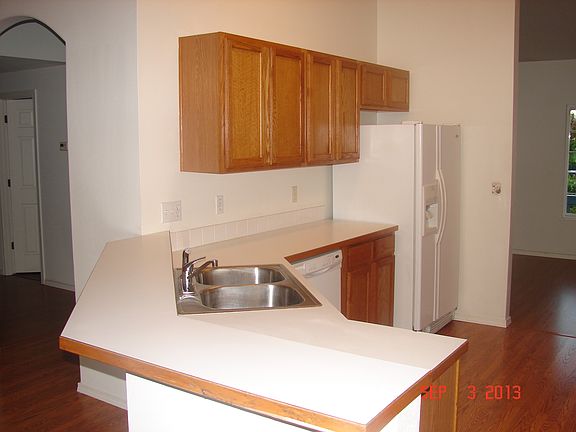 5th image of 8943 SE Wakeman Dr