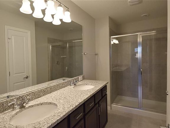 5th image of 5075 Caspian St