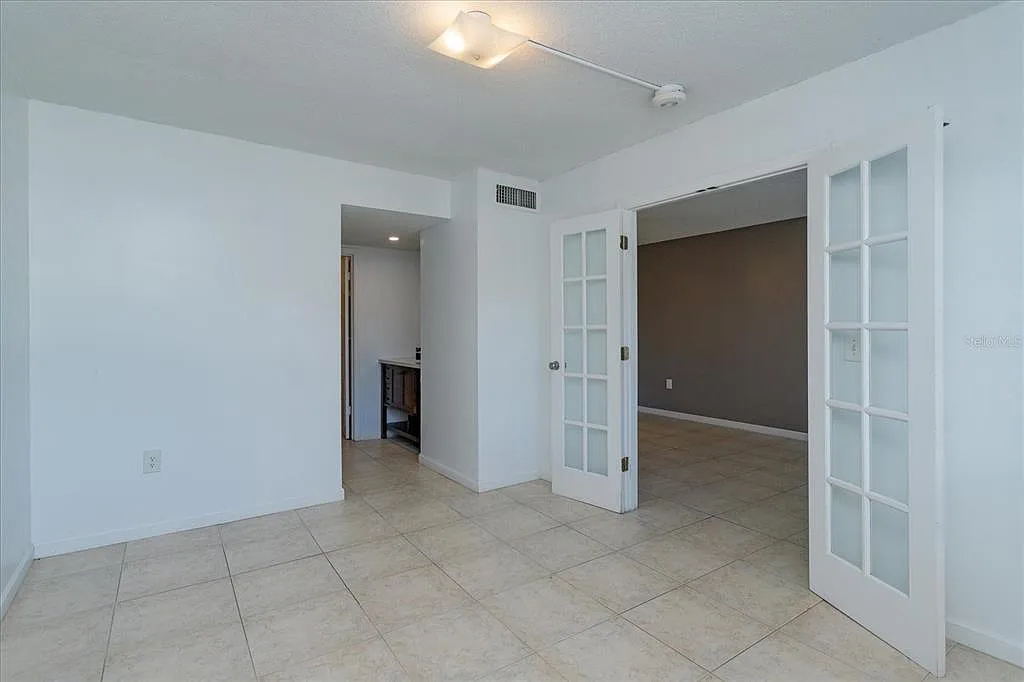 Building Photo - 2521 Caper 201 Ln