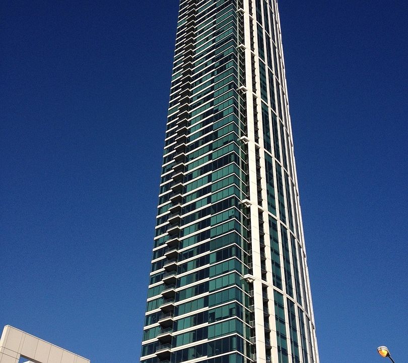 1st image of 425 1st St Unit 3405