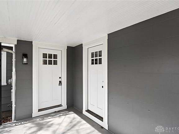 4th image of 3819 New Carlisle Pike