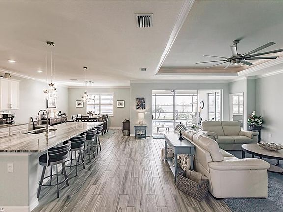 4th image of 16463 Bonita Landing Cir