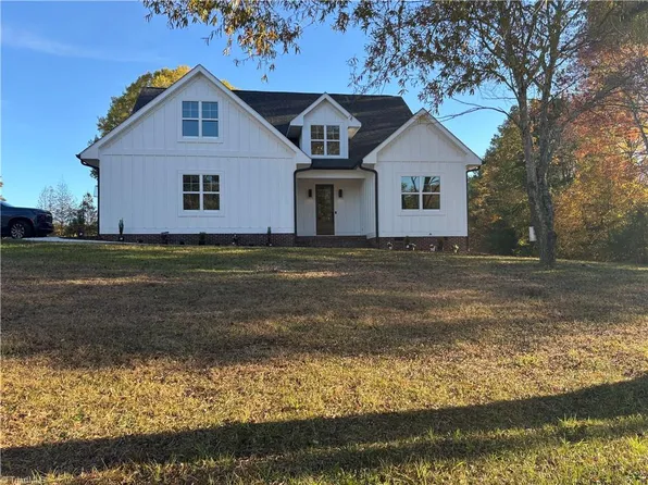 1570 Williams Rd, Lewisville, NC 27023