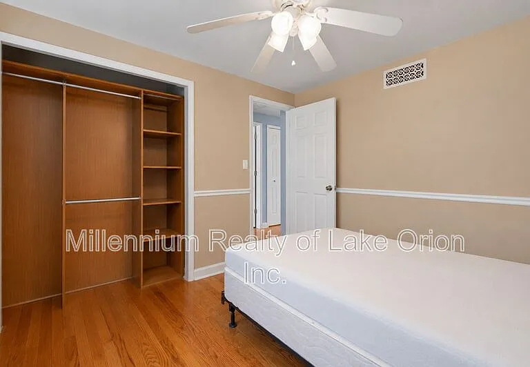 676 Sheffield Rd — Photo 21