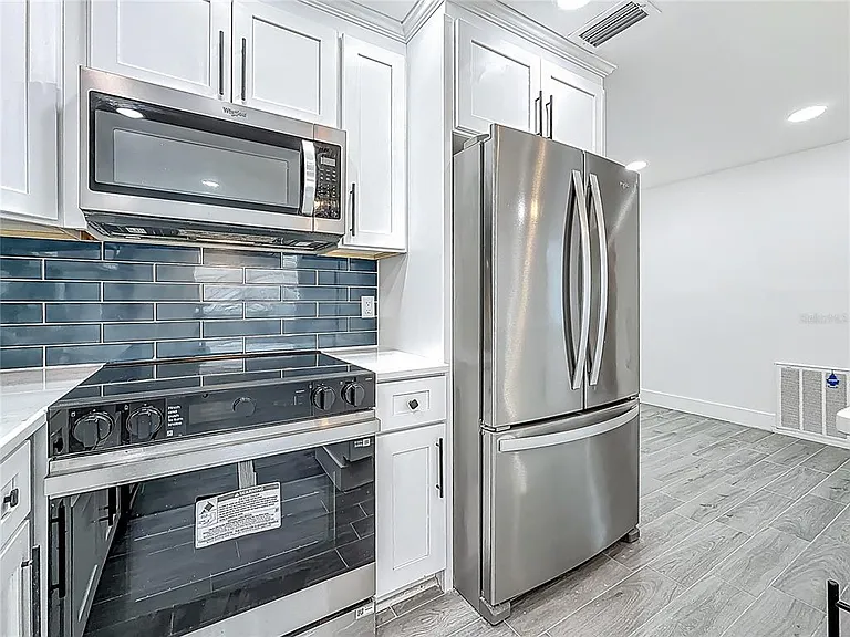 1755 Shore Acres Blvd NE — Photo 14