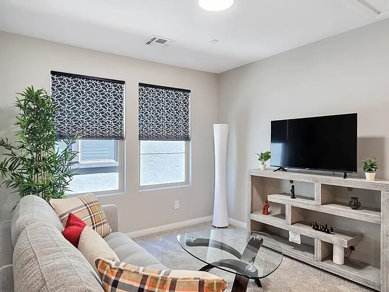 486 Mahogany Ridge St — Photo 32