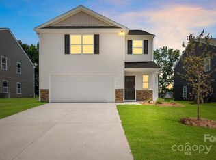 1013 20th Avenue Loop SE, Hickory, NC 28602