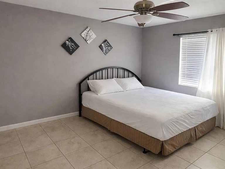 6115 N Albany Ave — Photo 12