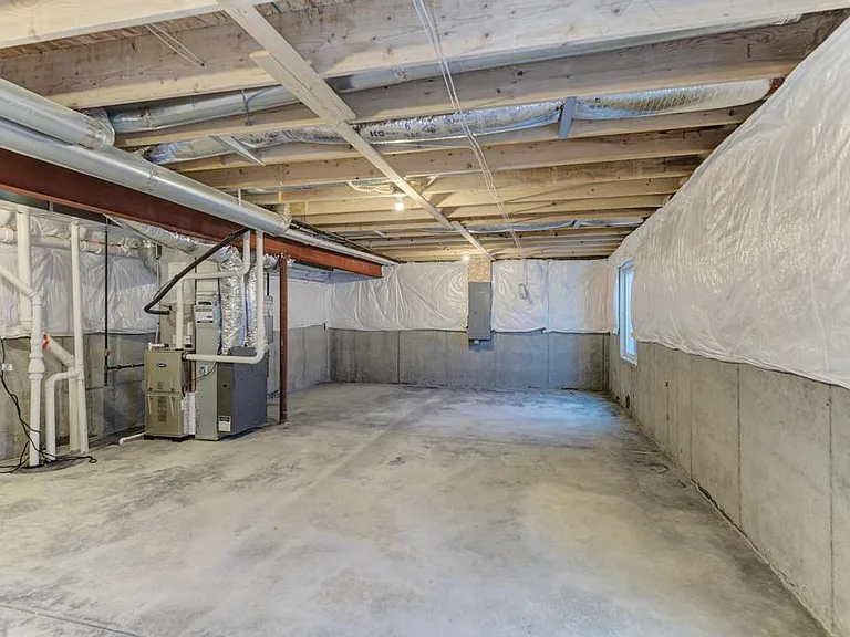 1870 Canyon Creek Dr — Photo 25
