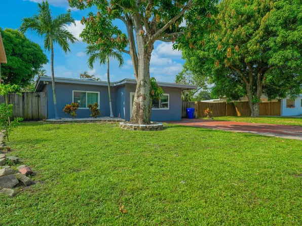 6824 SW 5th St, Hollywood, FL 33023