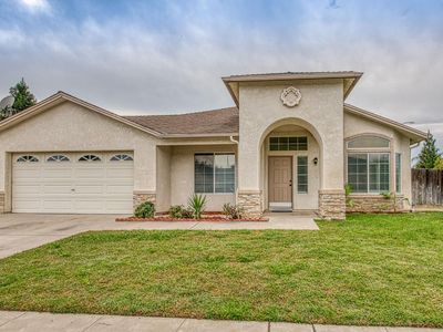 1657 N Wheeler Ave, Fresno, CA, 93722