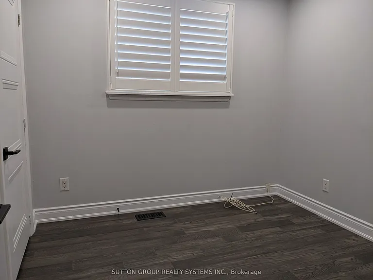 297 Balmoral Dr — Photo 13