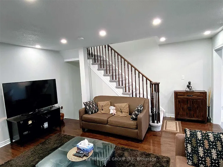 115 Harvest Hills Blvd — Photo 6