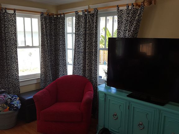 5th image of 1801 W Jetton Ave