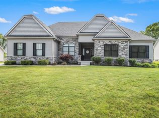 12333 Sugar Maple Dr, Fenton, MI 48430