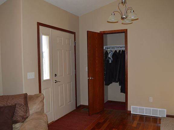 2nd image of 5104 S Manchester Court