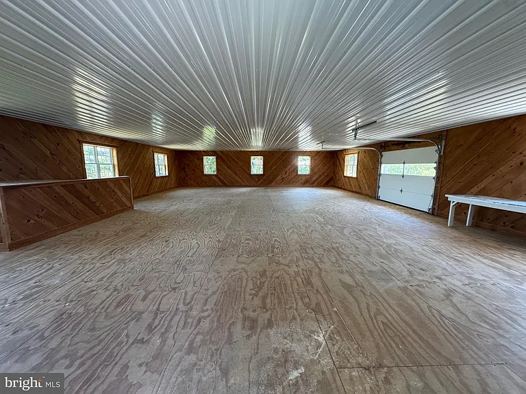 2395 Stumptown Rd — Photo 17