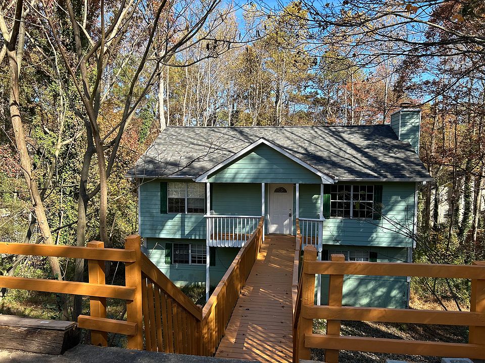 1st image of 2694 Laurel View Dr