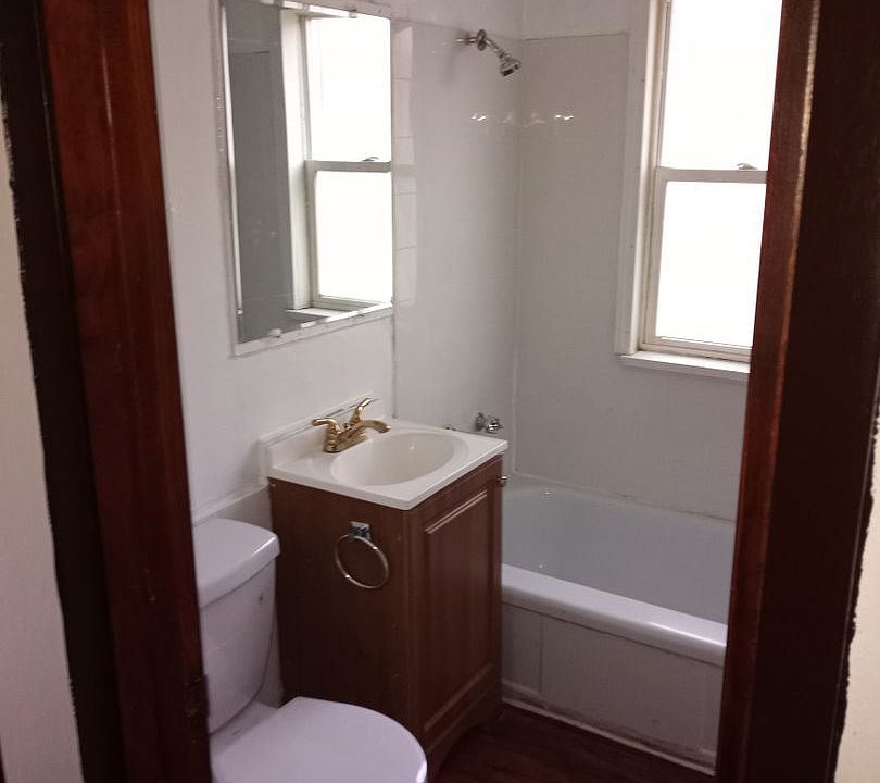 2nd image of 2901 W Atkinson Ave #6