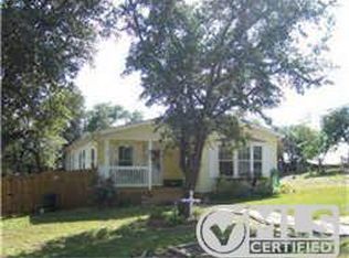 901 Western Hills Trl, Granbury, TX 76049