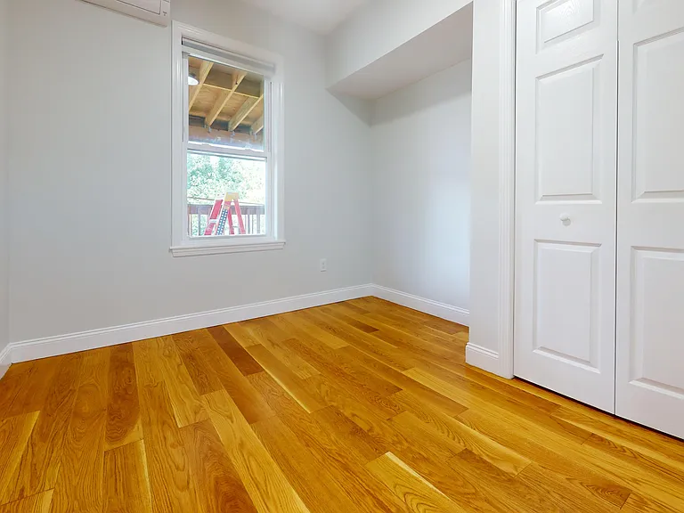 14 Creighton St #2 — Photo 18