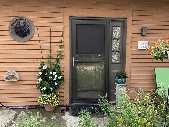 2nd image of 5 Brandywine Court #258