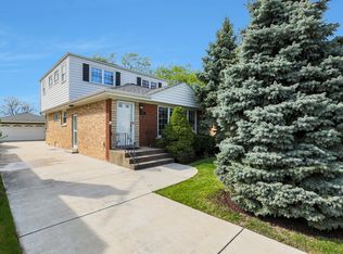 9116 Newcastle Ave, Morton Grove, IL