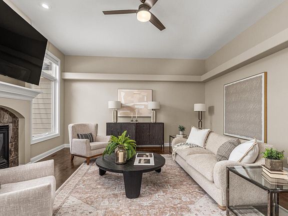 4th image of 3812 Sparrow Hawk TRAIL