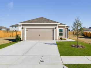 8425 White Wolf Trl, Ponder, TX 76259