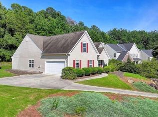 6434 Mossy Boulder Dr, Flowery Branch, GA 30542