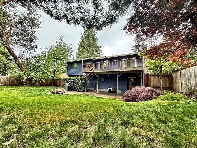 710 Parkway Ct NE — Photo 31