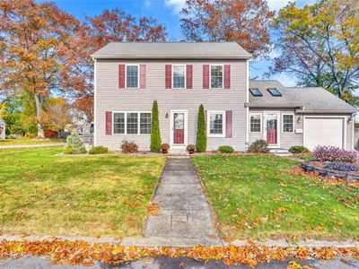 93 Grotto Ave, Warwick, RI, 02888