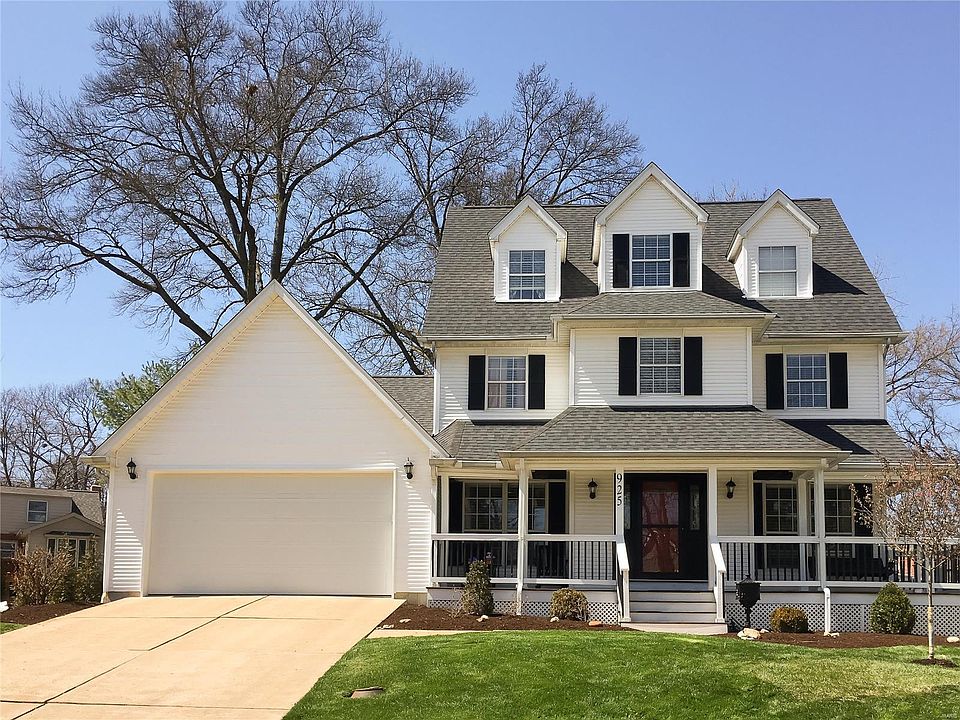 1st image of 925 Oak Glen Manor Ct