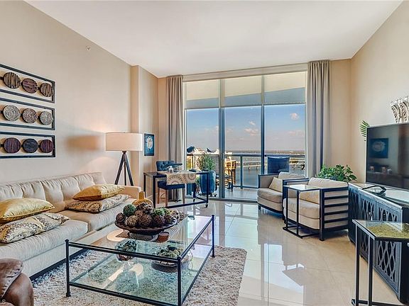 Home For Sale In Oasis