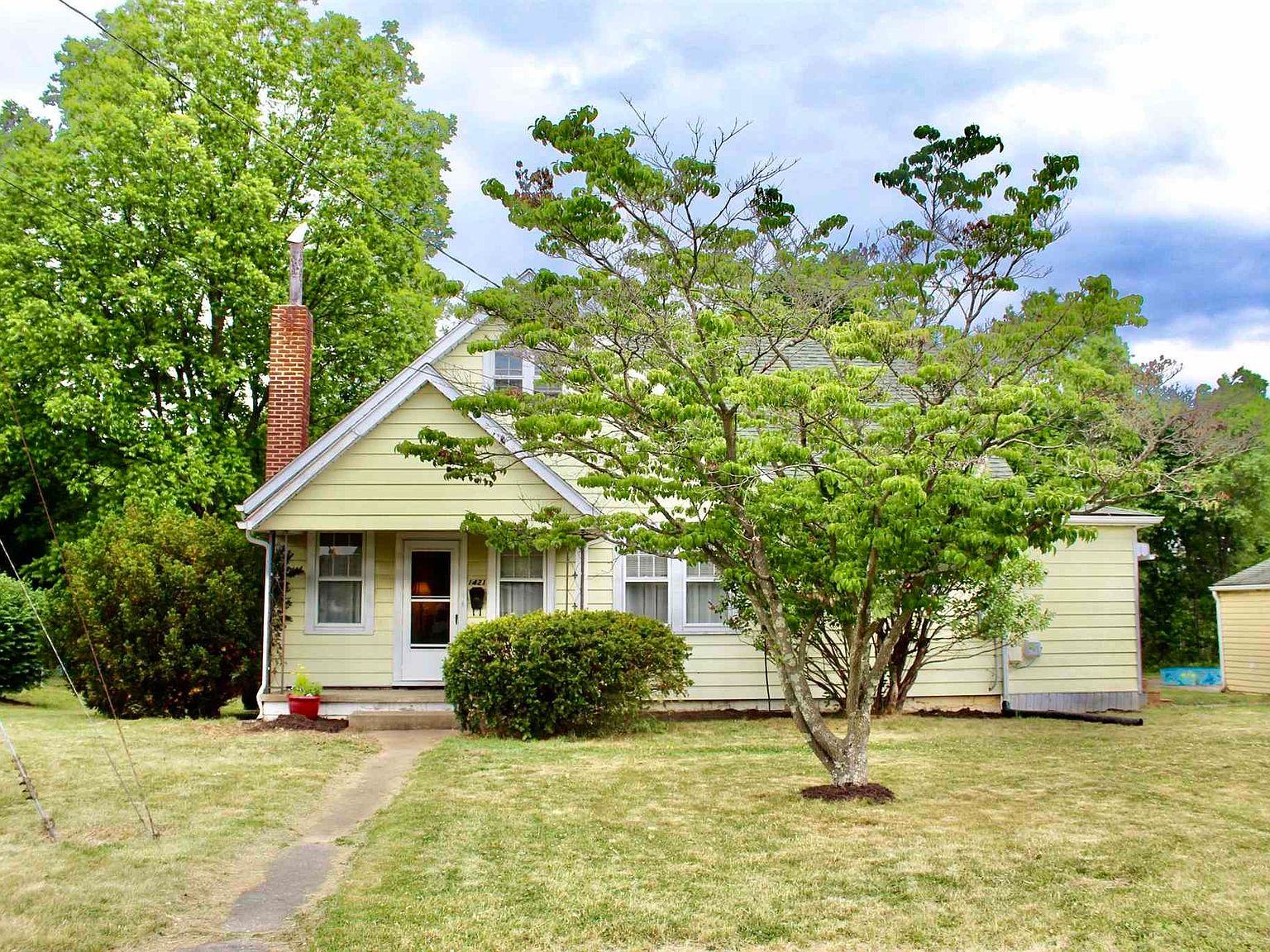 1421 Monroe St, Waynesboro, VA 22980 Zillow