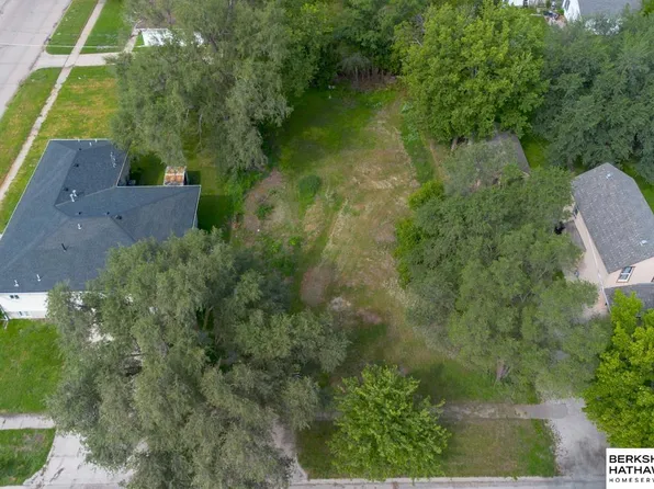 331 S H St, Fremont, NE 68025