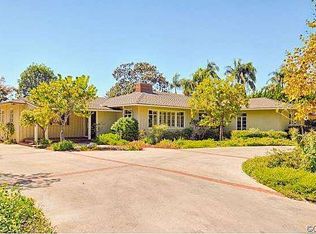 1069 Crestview Dr, Fullerton, CA 92833