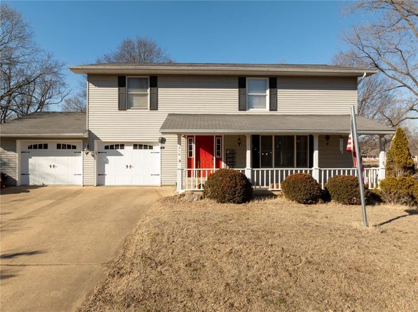 310 Fairview Ln, Desloge, MO 63601