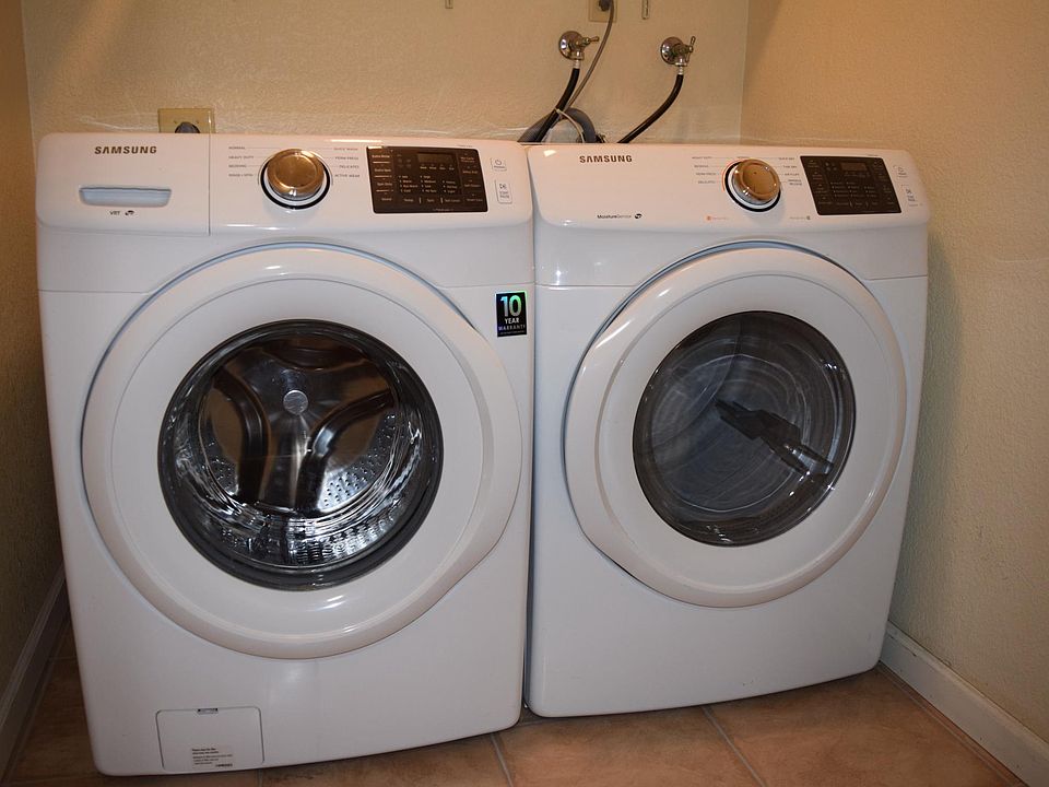 1st image of 1142 La Terrace Cir