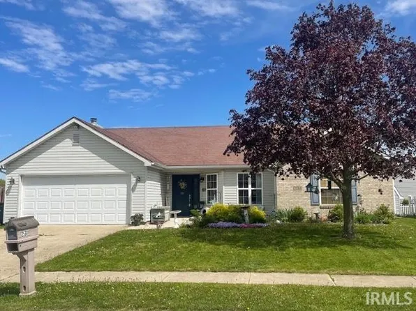 2534 Grey Rock Ln, Kokomo, IN 46902
