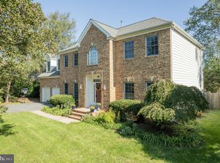 203 Fairfield Dr, Winchester, VA 22602
