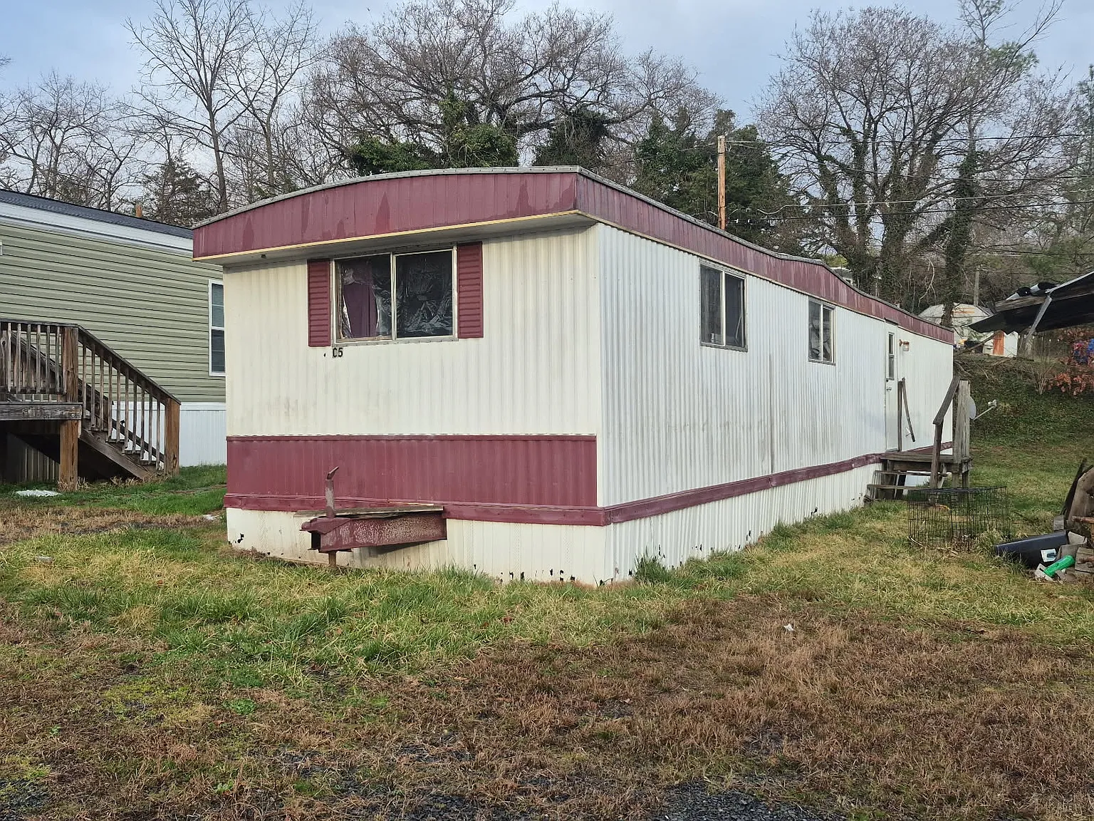 2 bed, 700 sqft, $550 — Photo 2