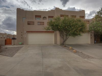 4201 Red Sun Dr NE, Albuquerque, NM, 87110