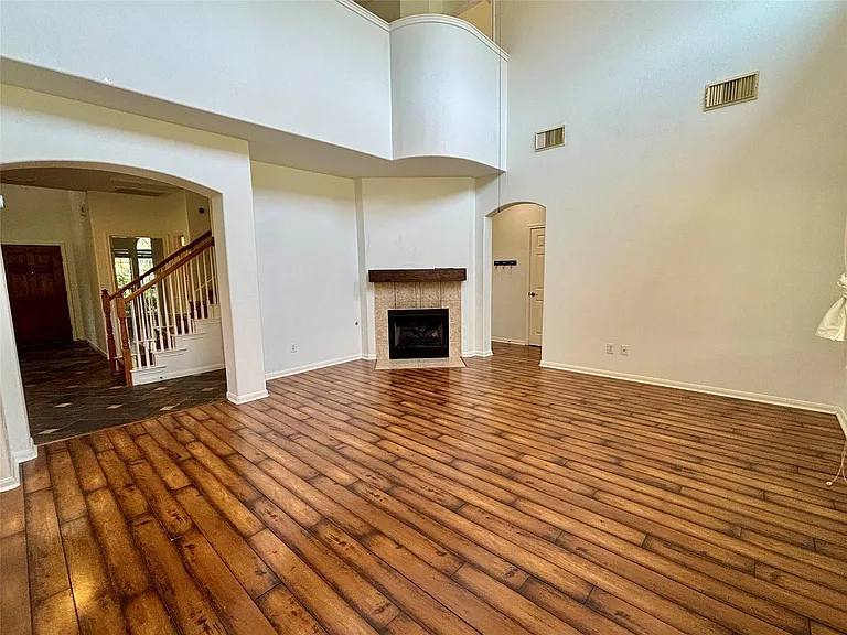 4430 Pasada Ln — Photo 10