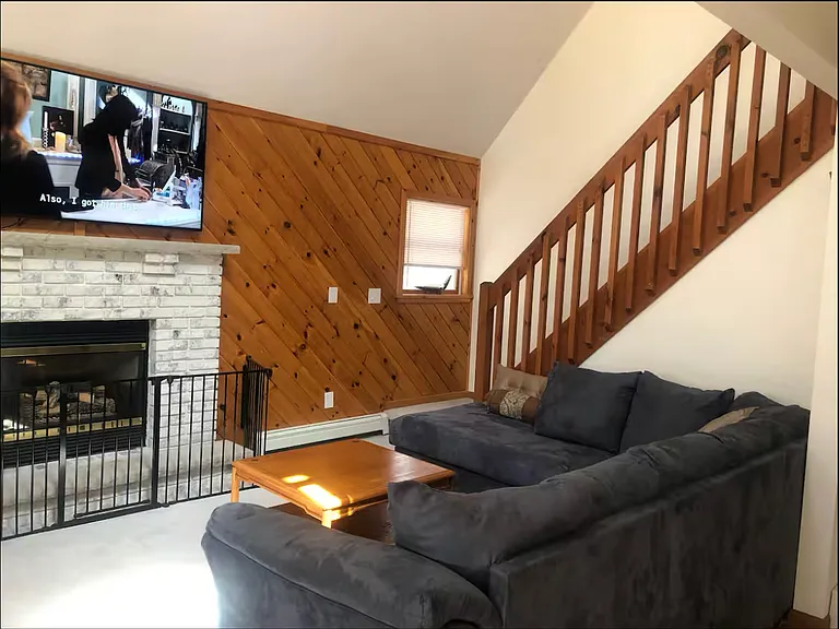 3550 Dogwood Ct — Photo 29