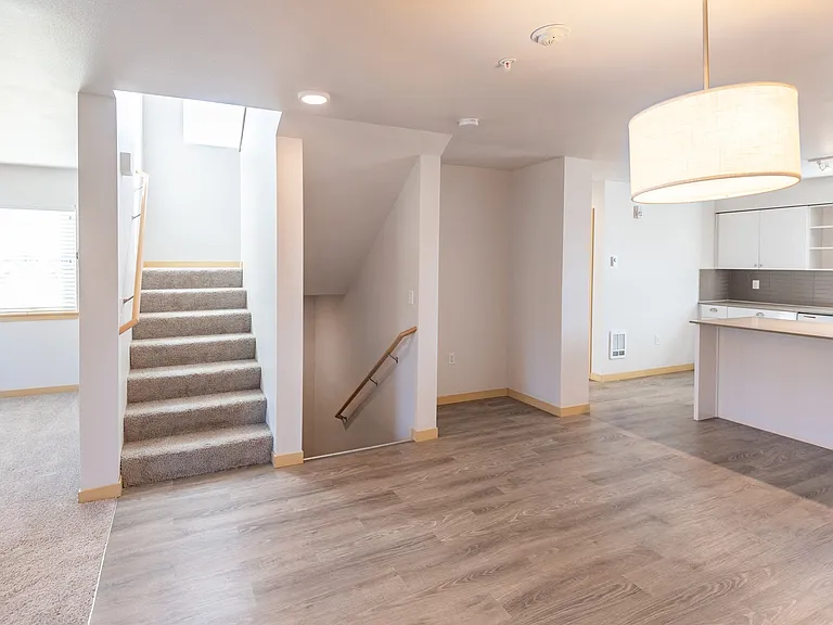 Aster Townhomes — Photo 13