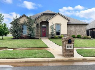 11321 SW 39th St, Mustang, OK 73064