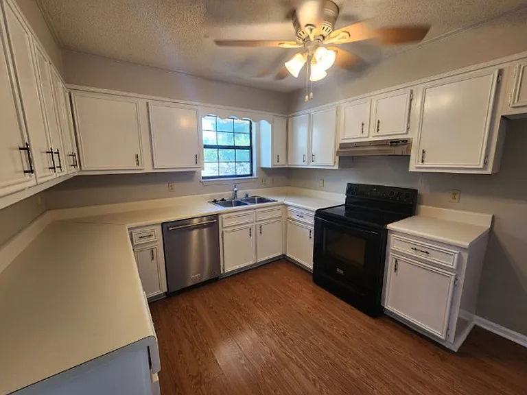 309 Shadow View Dr — Photo 7